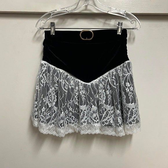 Serpenti Apparel The Fancy Skirt - Picture 1 of 4